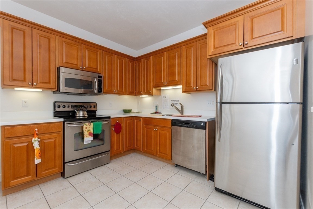 1 Lenox St 312