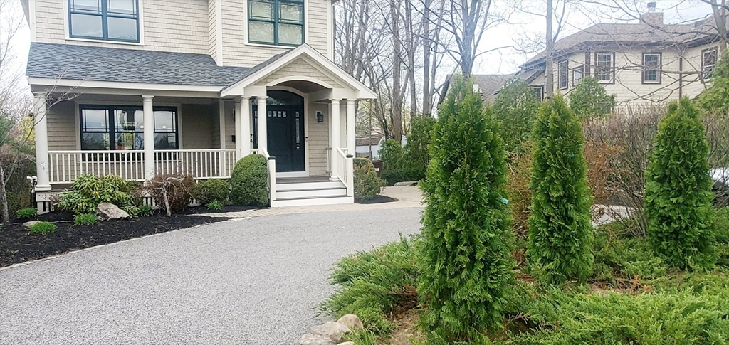 24 Elm St, Dedham, MA Photo #2