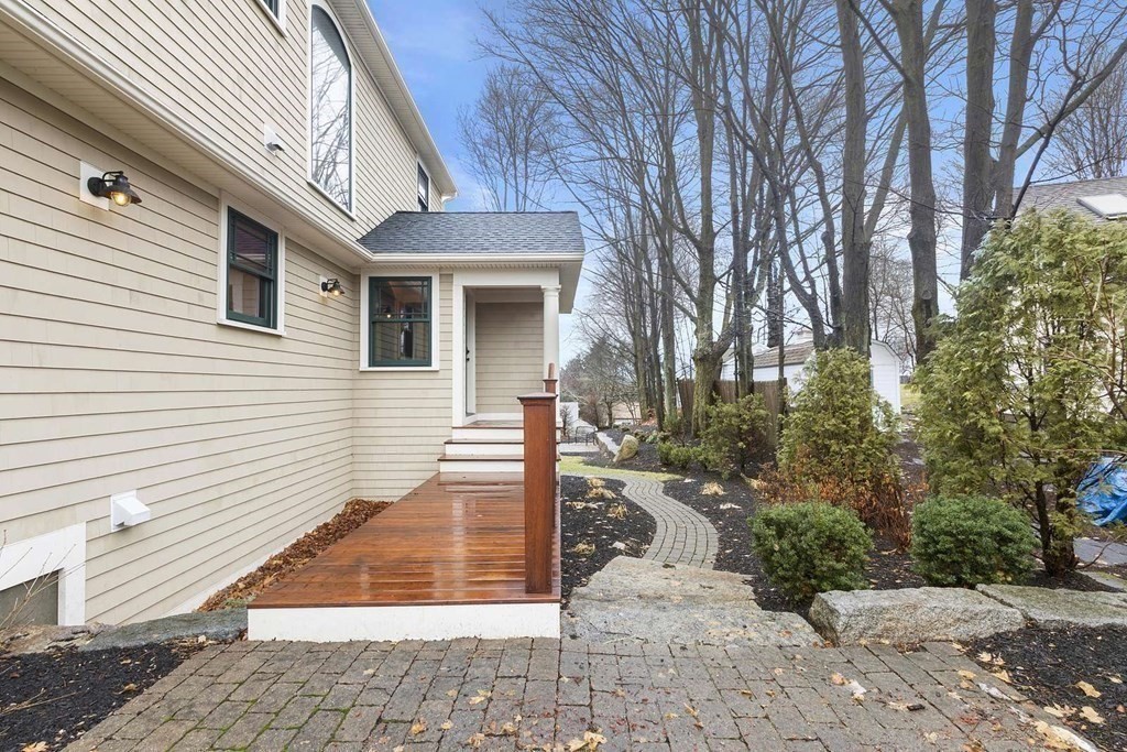 24 Elm St, Dedham, MA Photo #4