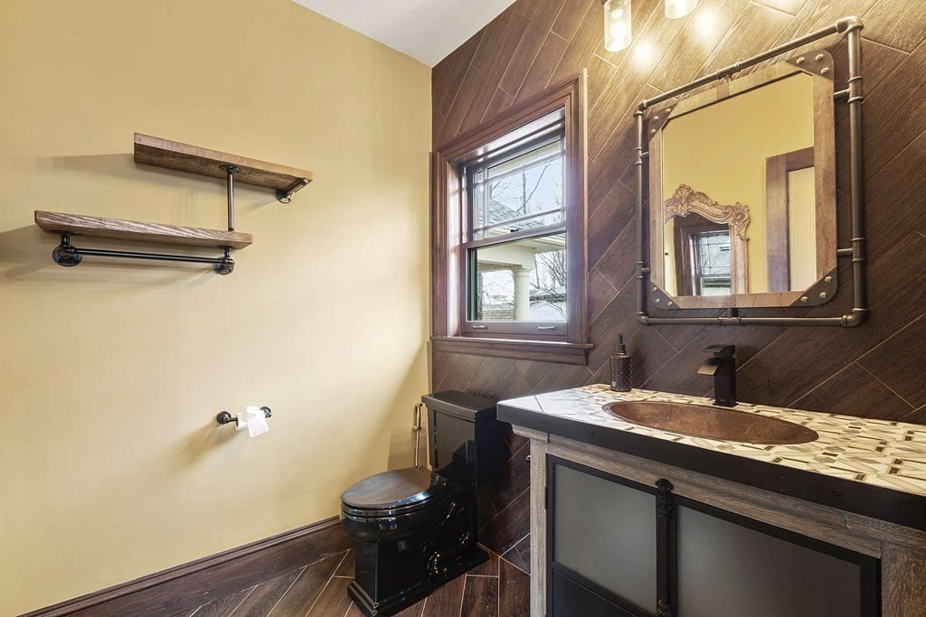 24 Elm St, Dedham, MA Photo #13