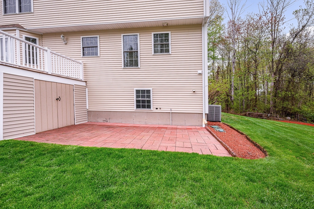 21 Colonial Farm Rd, Haverhill, MA Photo #37