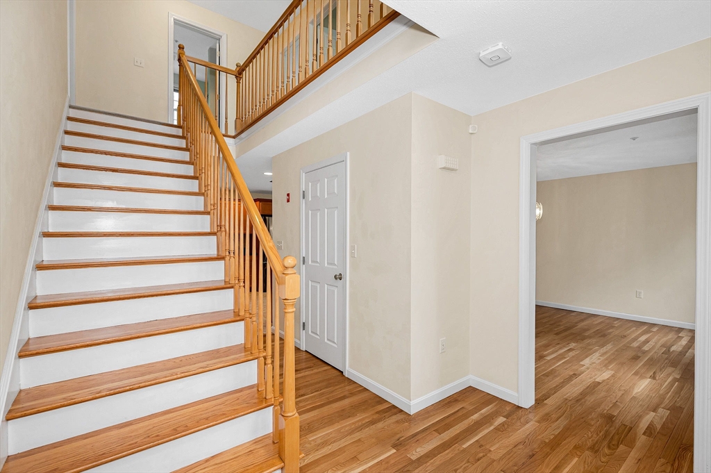 21 Colonial Farm Rd, Haverhill, MA Photo #3