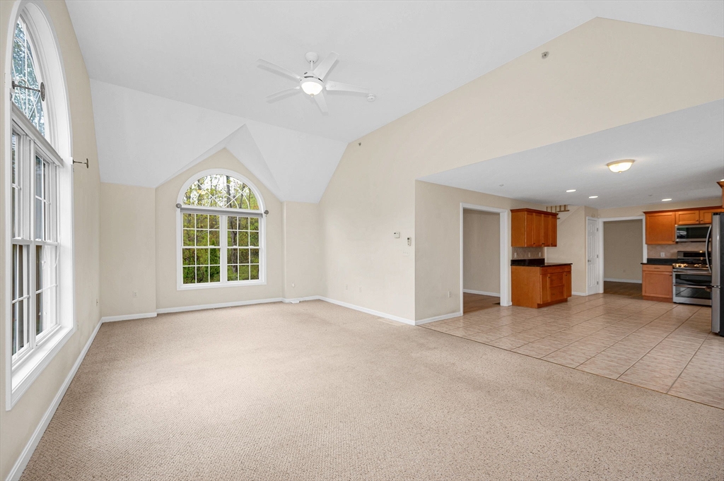21 Colonial Farm Rd, Haverhill, MA Photo #15