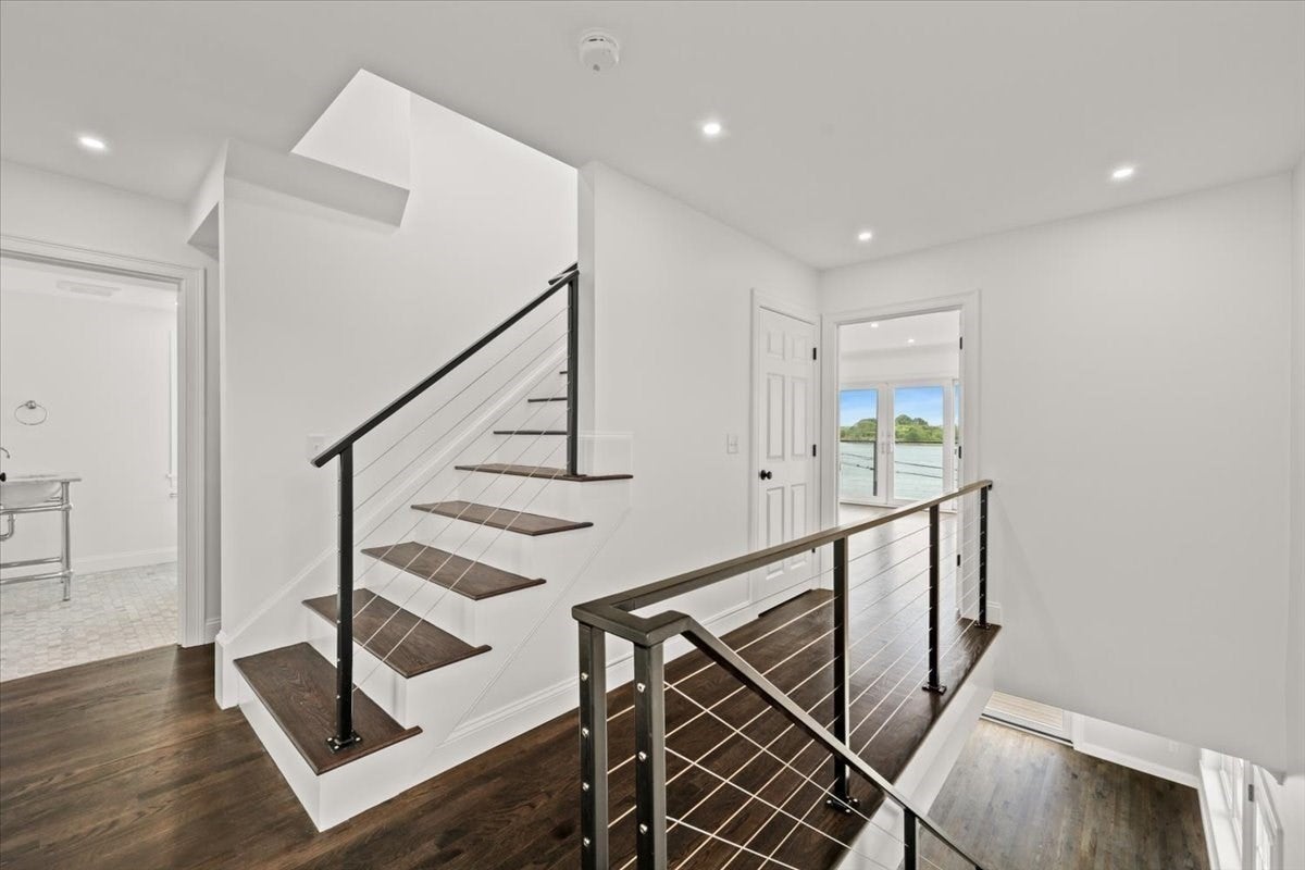 153 Edgewater Drive, Quincy, MA, 153 Edgewater Drive, Quincy, MA Photo #23