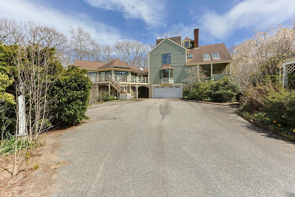 2 Hibbs Lane