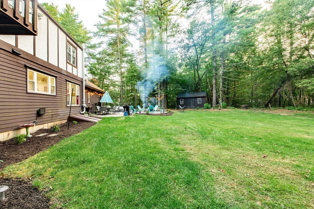 6 Running Stream Road