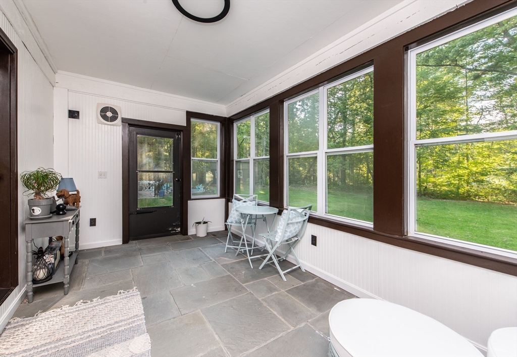 6 Running Stream Road