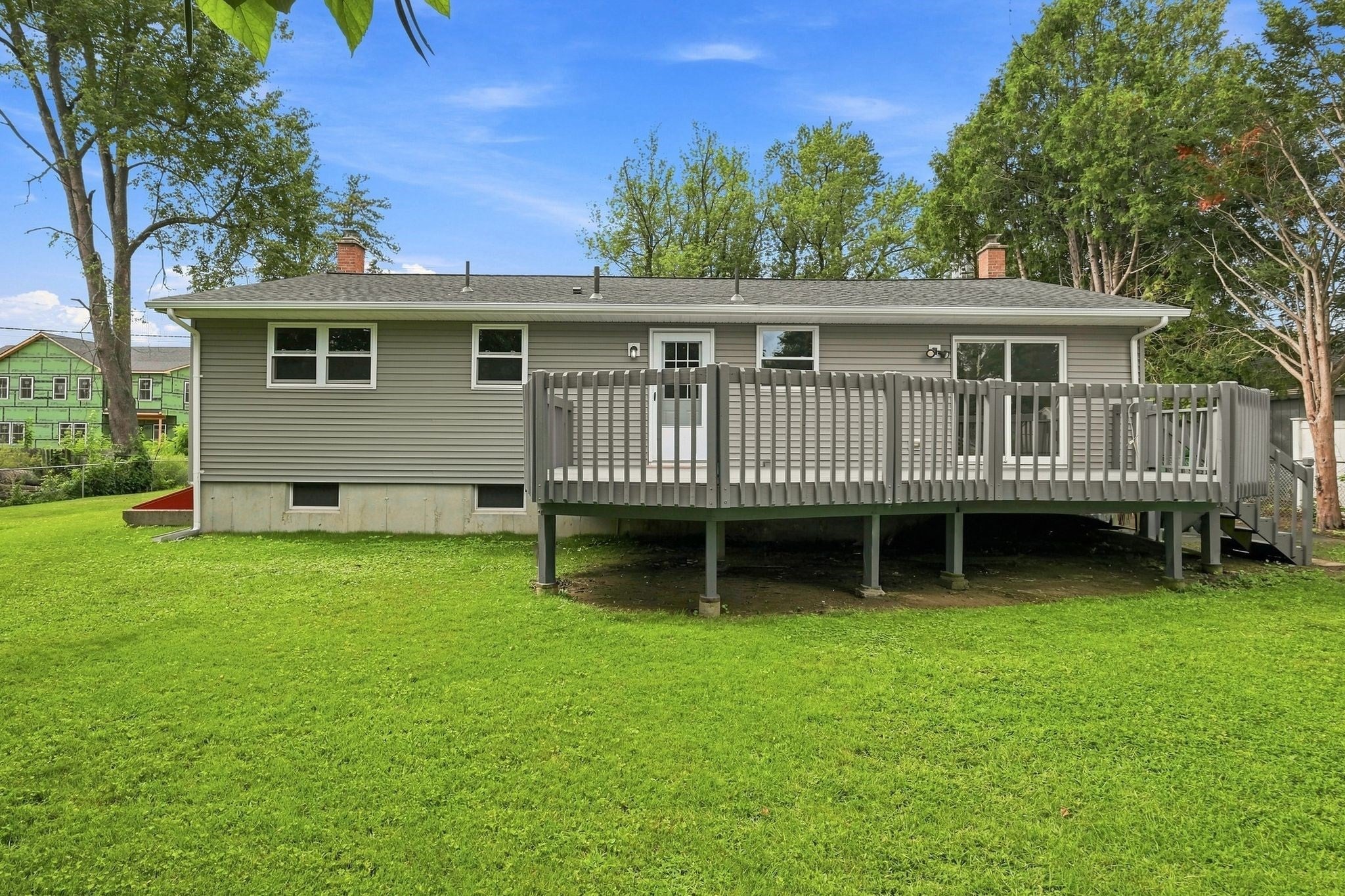 192 Empire St, Chicopee, MA Photo #41