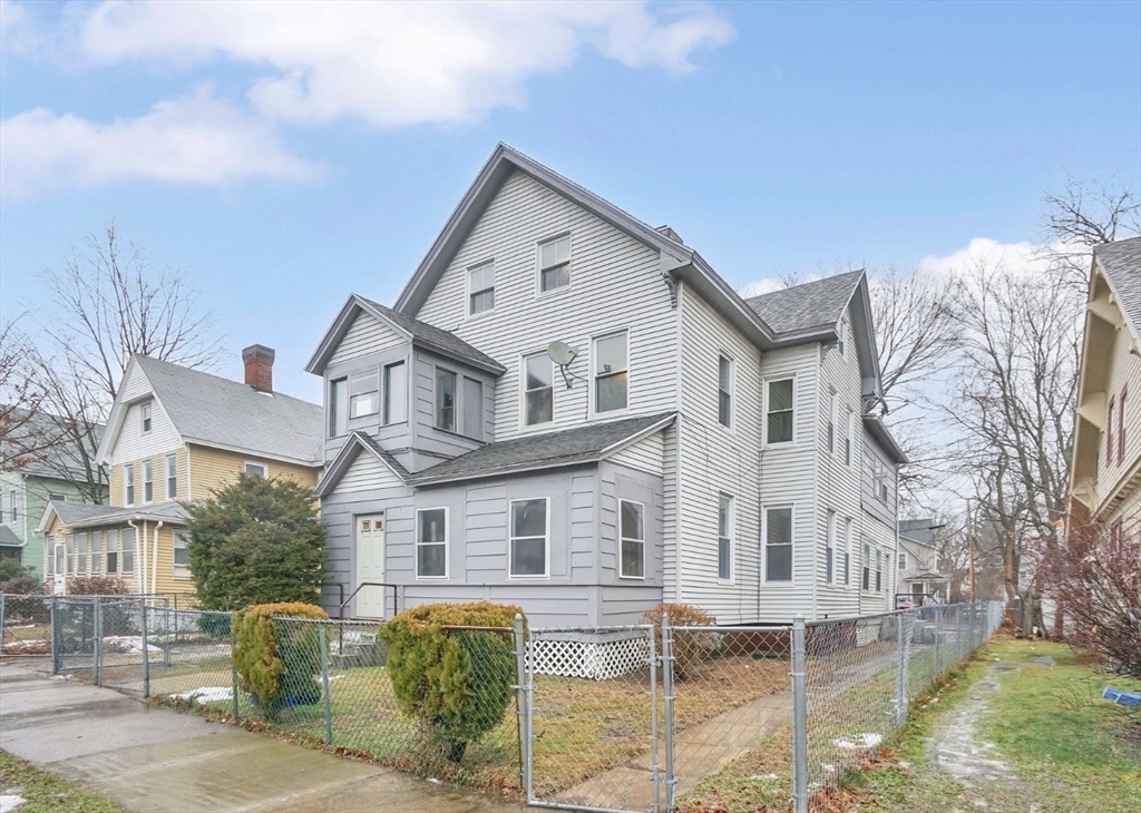 Photo of 16 Amherst St, Springfield, MA