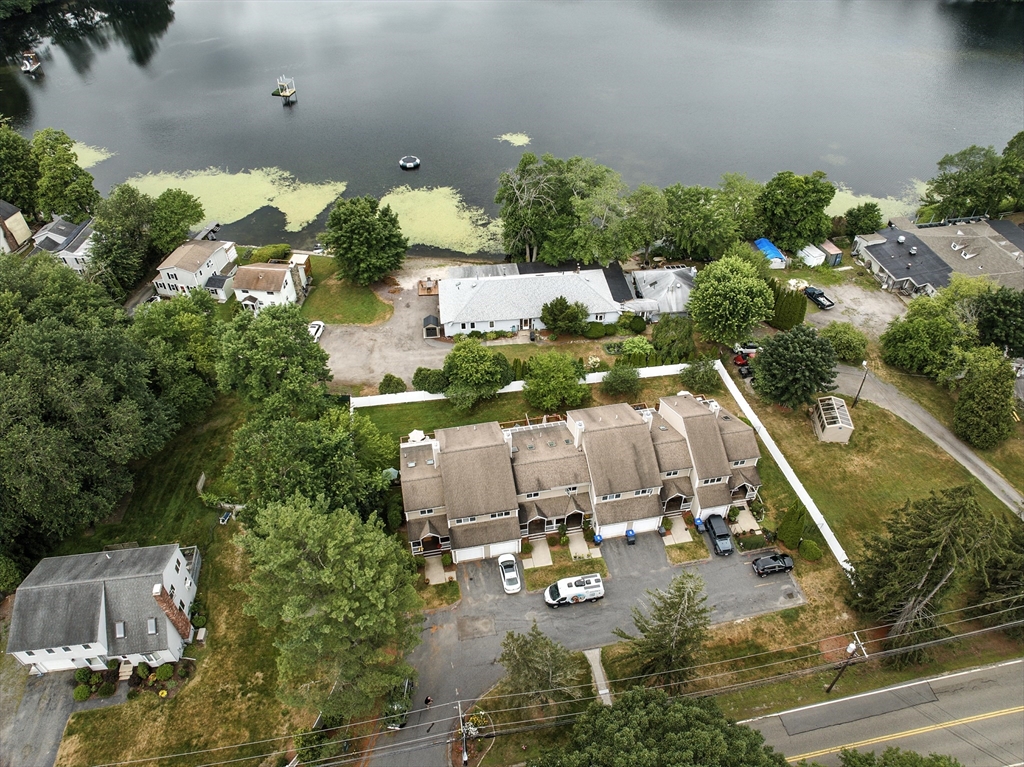 27 Solomon Pond Rd A