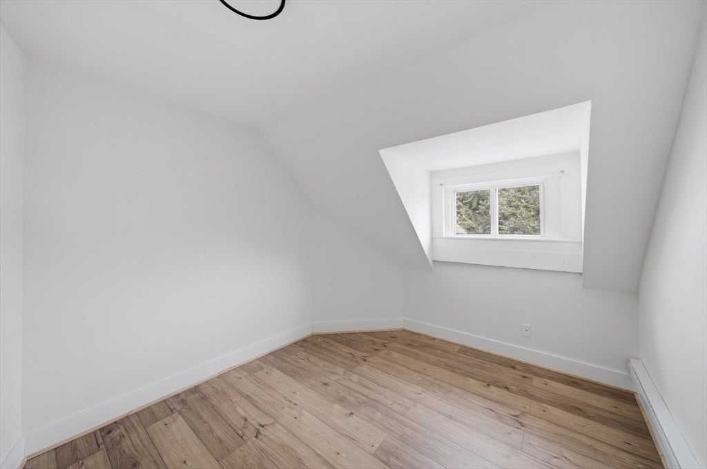 26 Washington Ave, Holyoke, MA, 26 Washington Ave, Holyoke, MA Photo #14