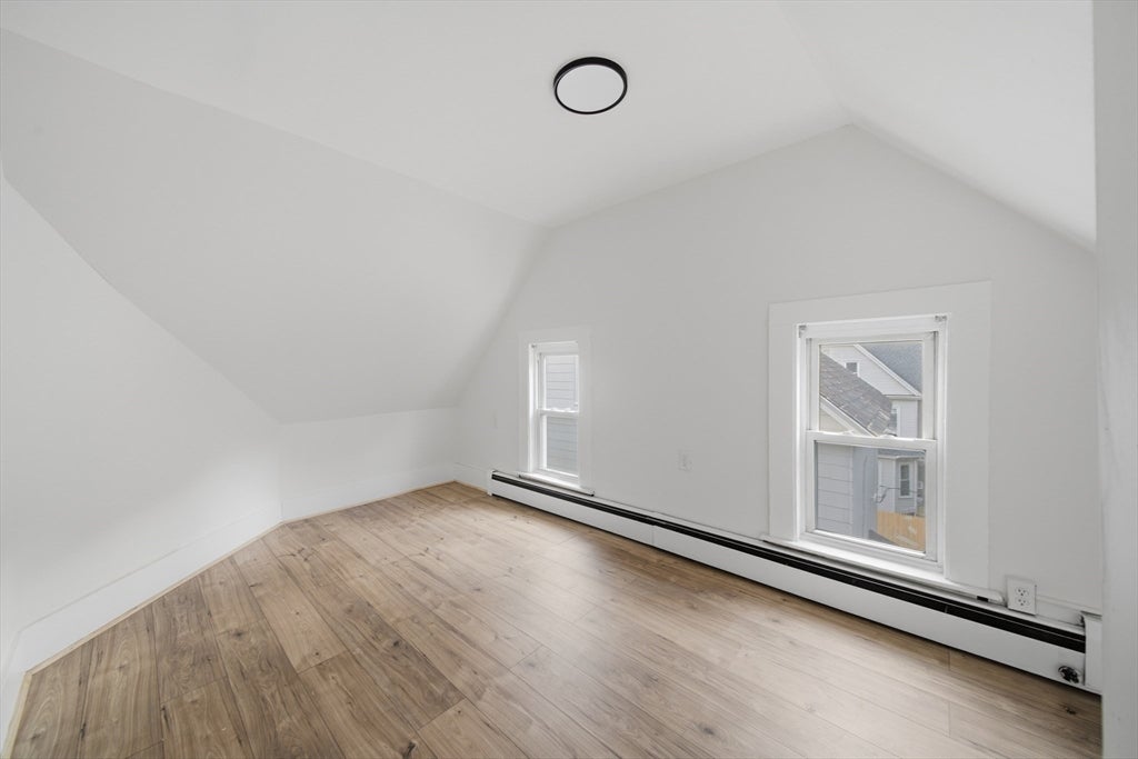 26 Washington Ave, Holyoke, MA, 26 Washington Ave, Holyoke, MA Photo #17