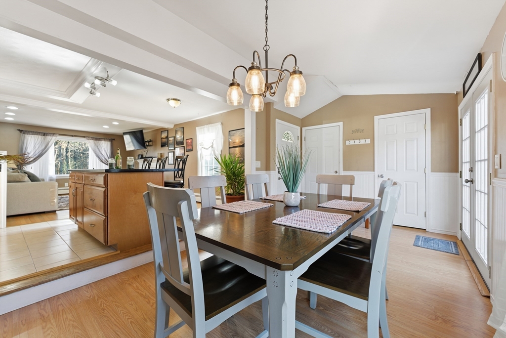 846 East Mountain Road