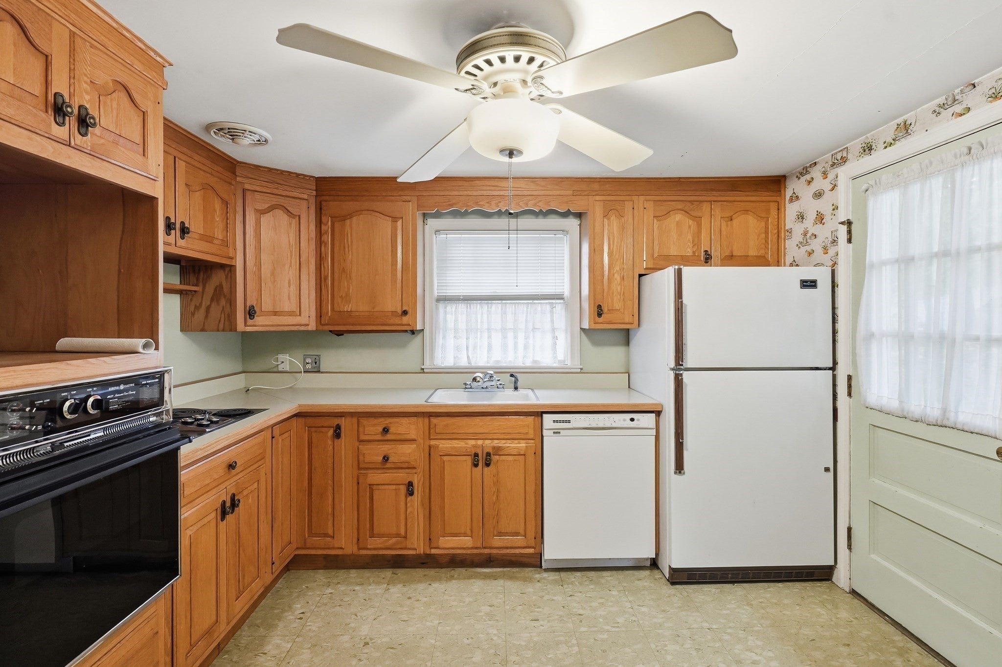 148 Brattle Street, Arlington, MA, 148 Brattle Street, Arlington, MA Photo #9