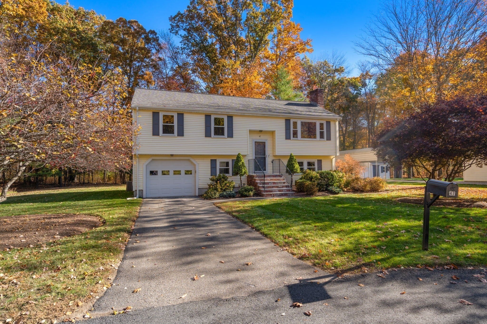 47 Durant Ave, Maynard, MA Photo #1