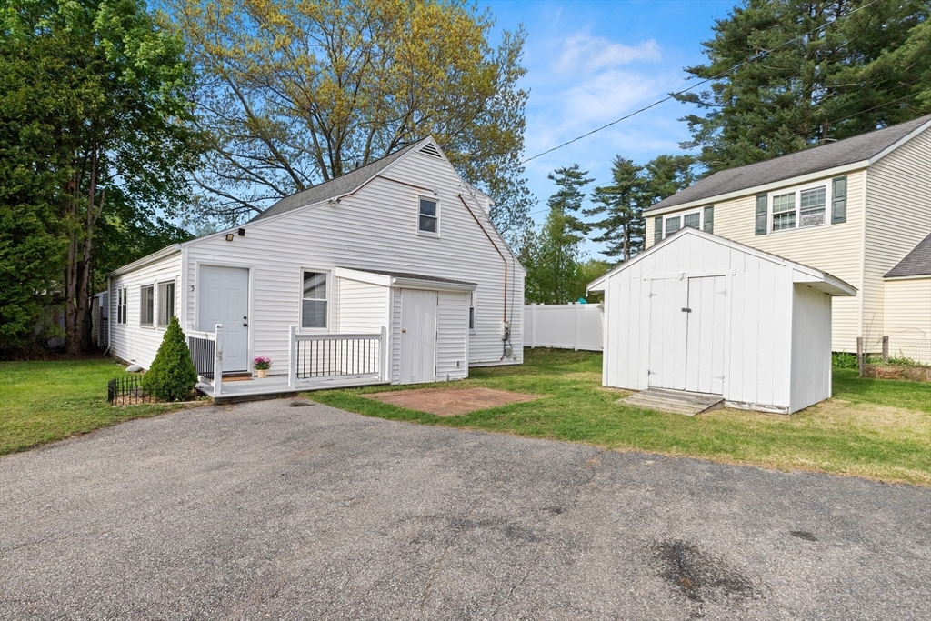 5 Field Avenue