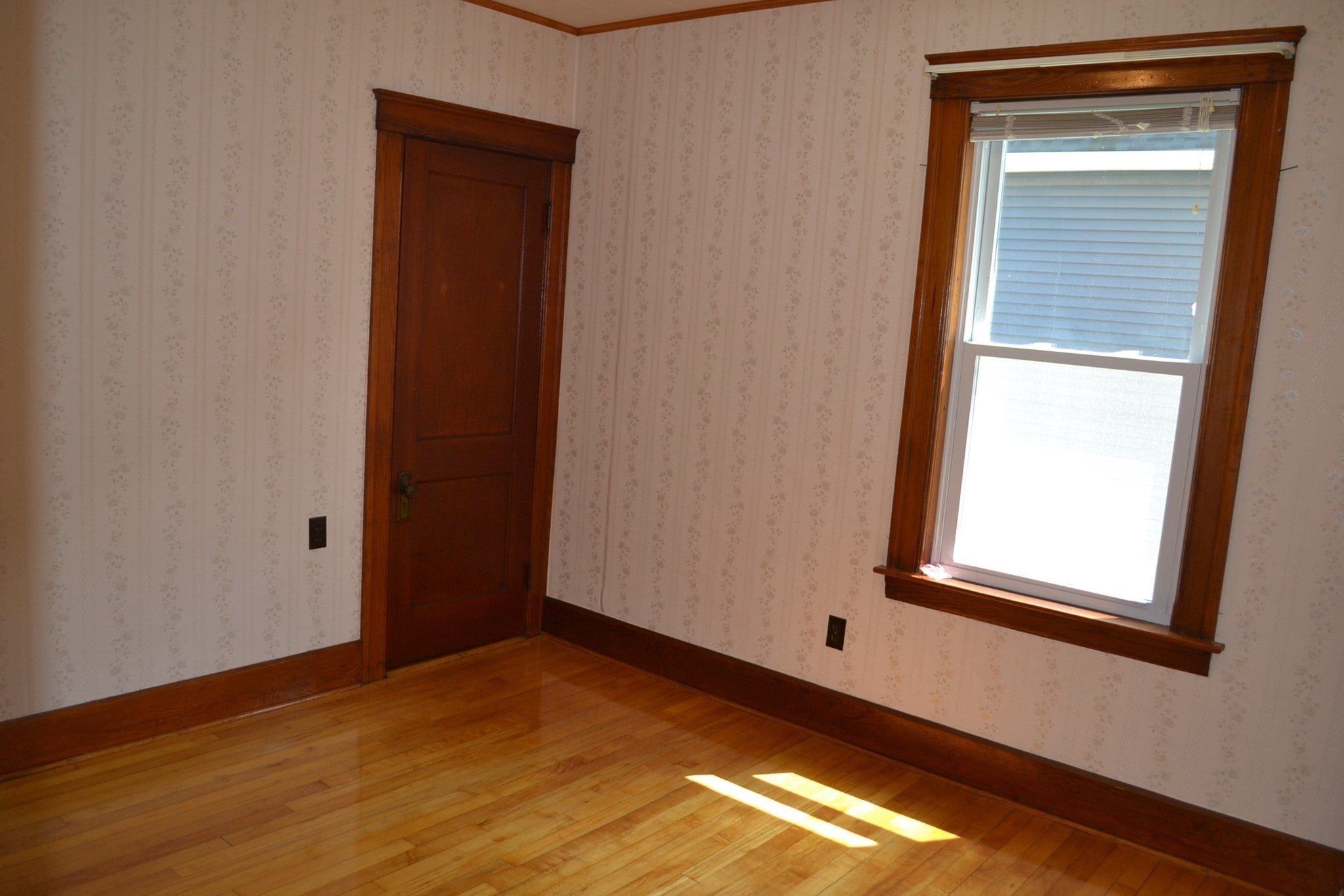 43 Sterling St 2