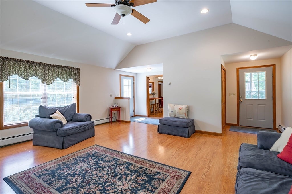 6 Merlin Pl, Londonderry, NH, 6 Merlin Pl, Londonderry, NH Photo #10