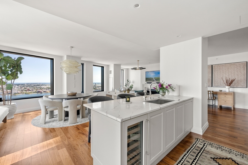 110 Sudbury Street 4105