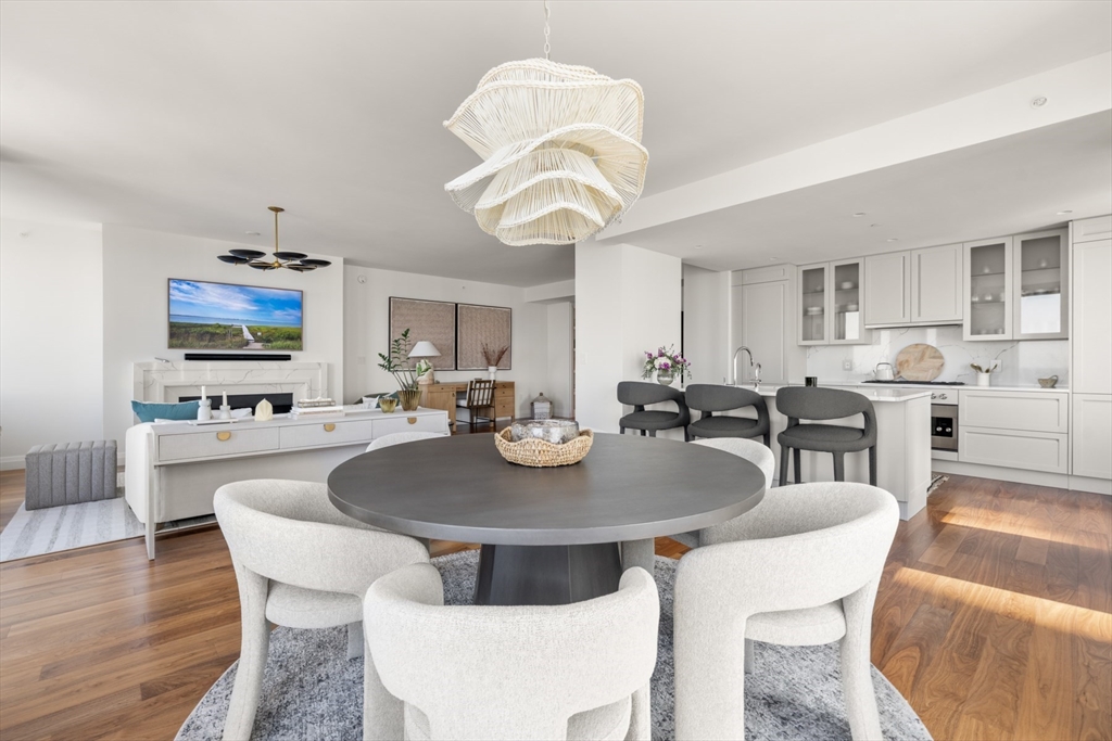 110 Sudbury Street 4105