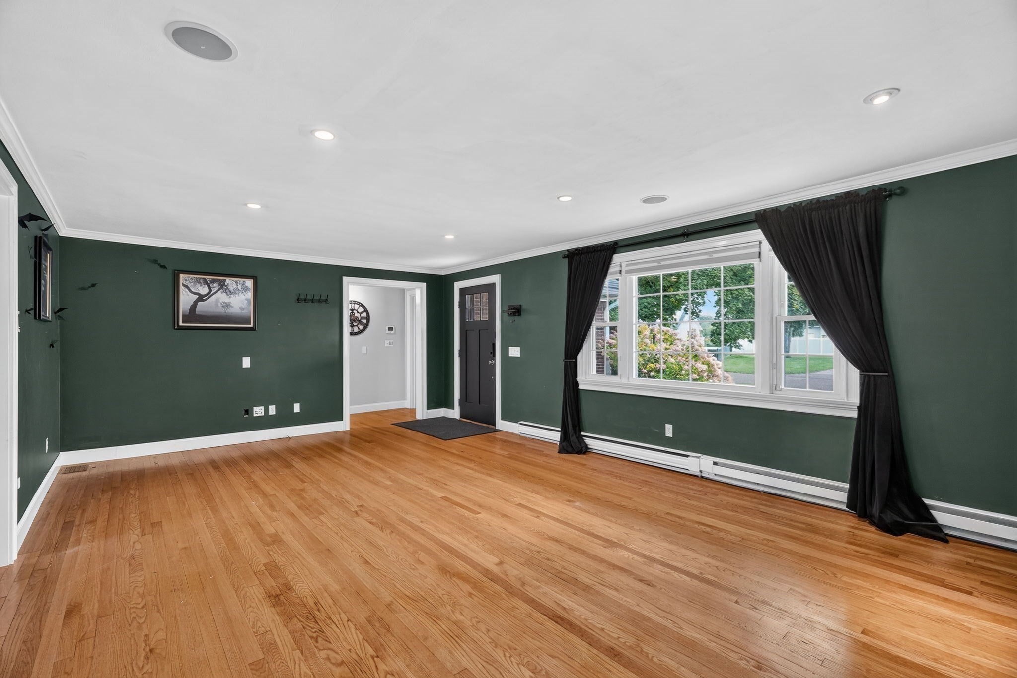 15 Maryland Avenue, Chicopee, MA Photo #6