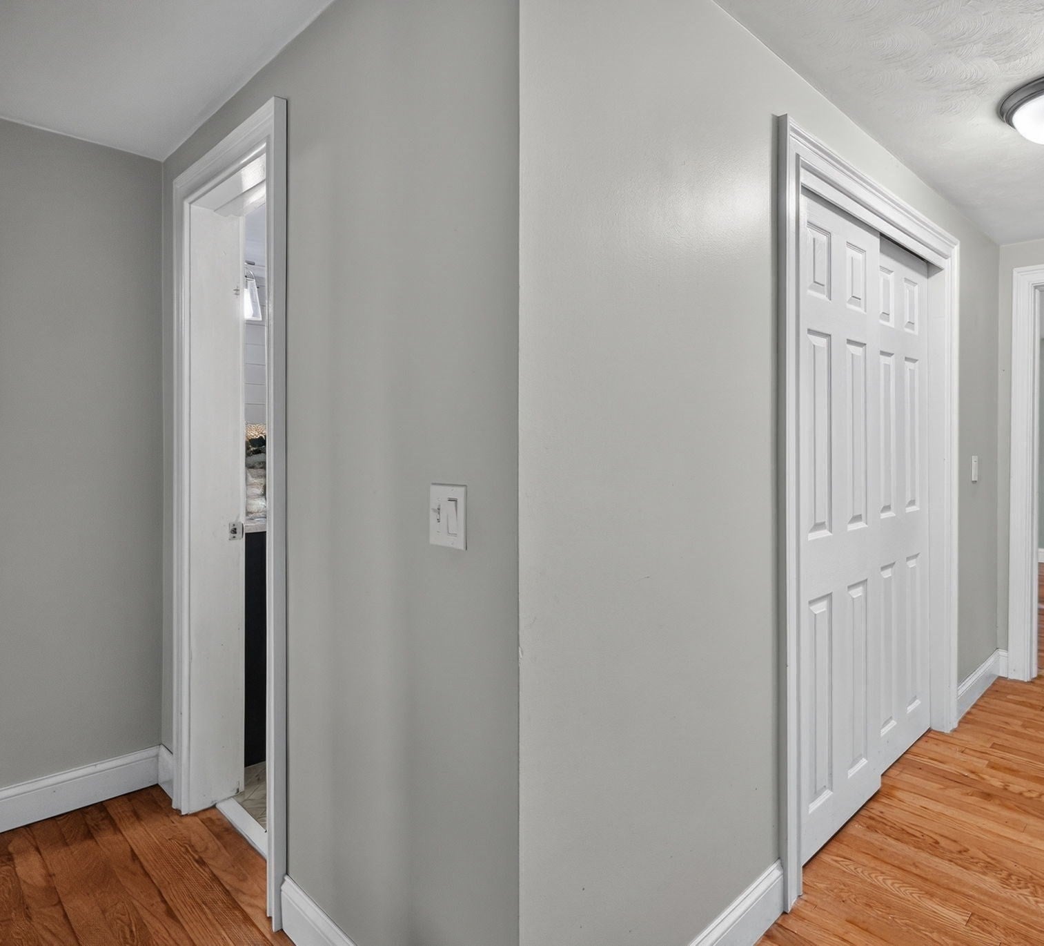 15 Maryland Avenue, Chicopee, MA Photo #23
