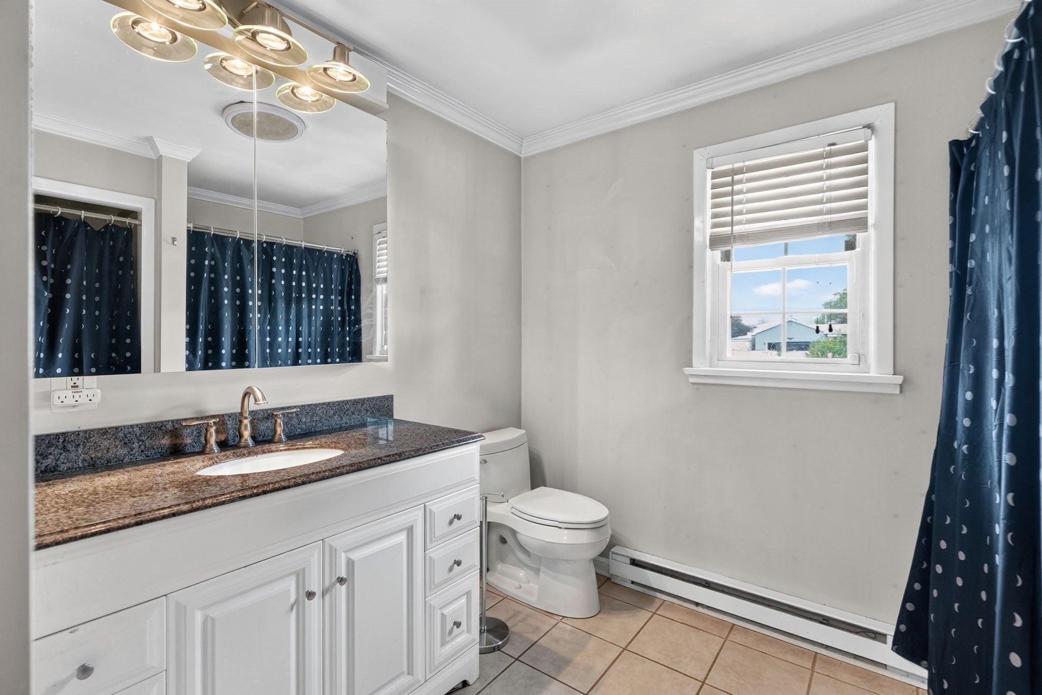 15 Maryland Avenue, Chicopee, MA Photo #18