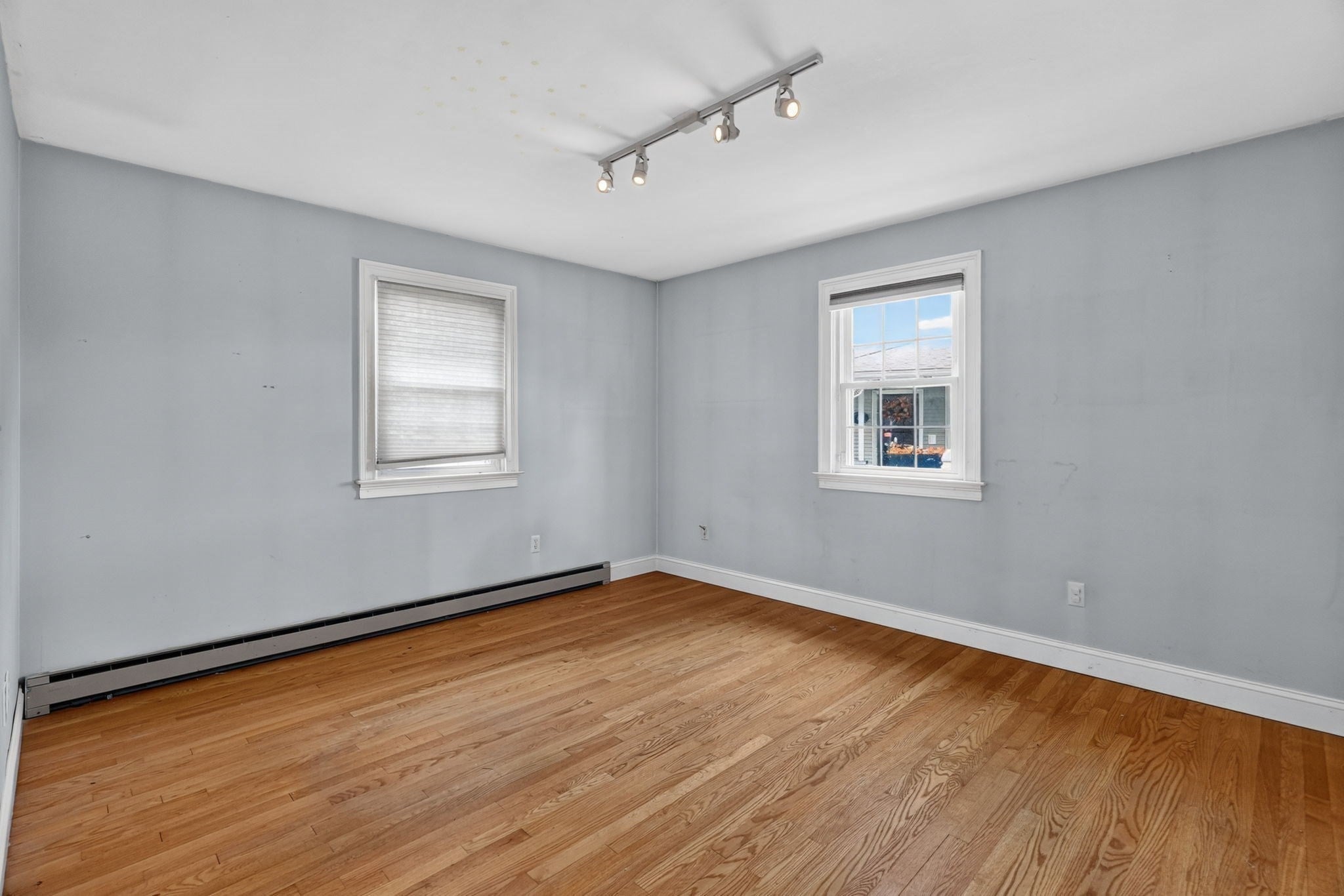 15 Maryland Avenue, Chicopee, MA Photo #11