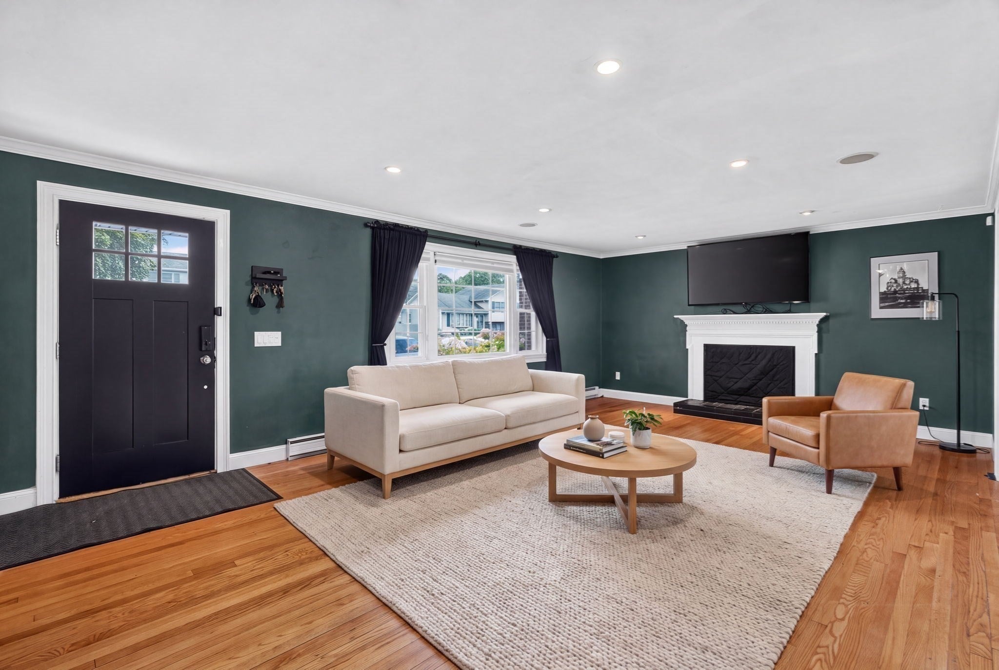 15 Maryland Avenue, Chicopee, MA Photo #5