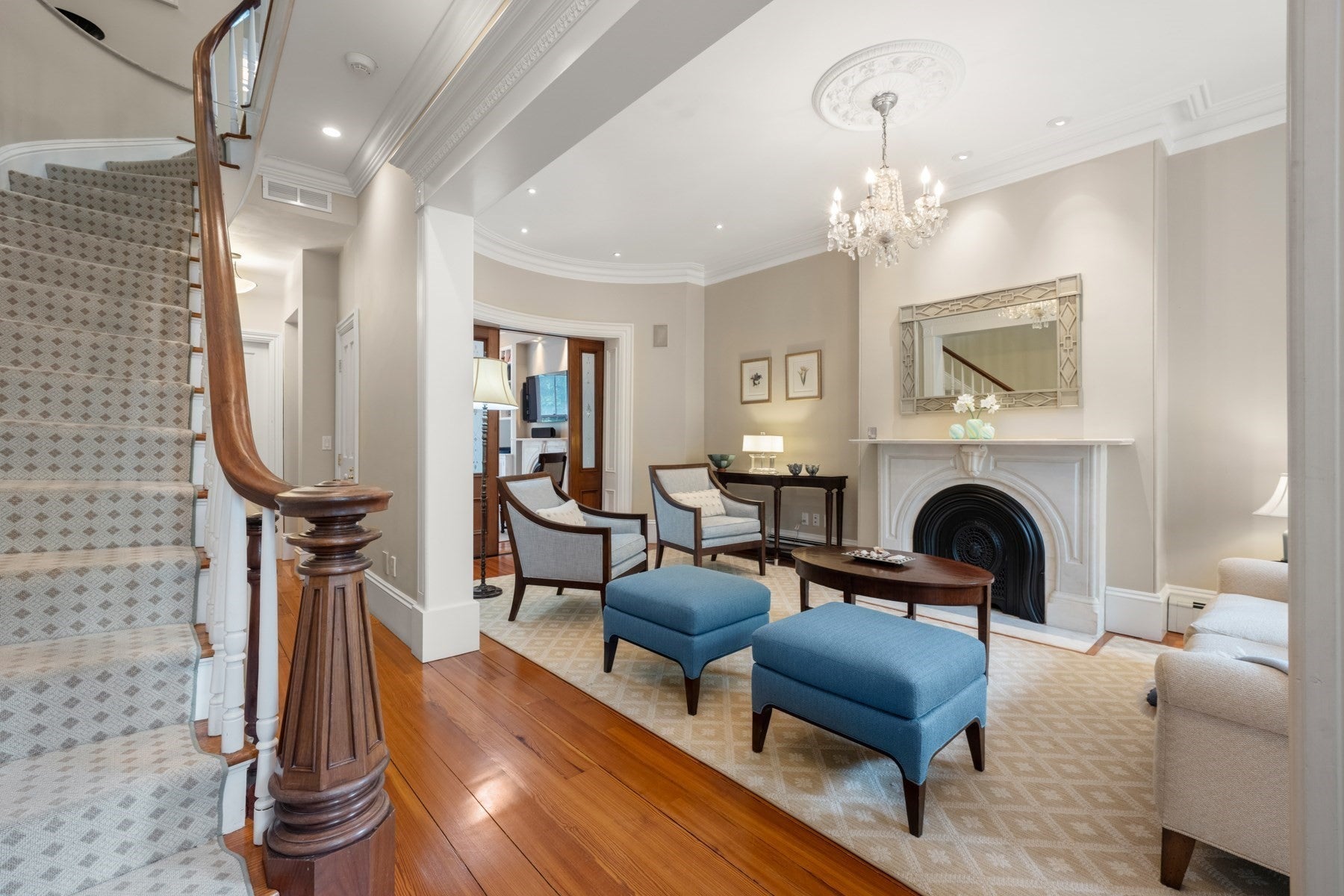 112 Appleton St