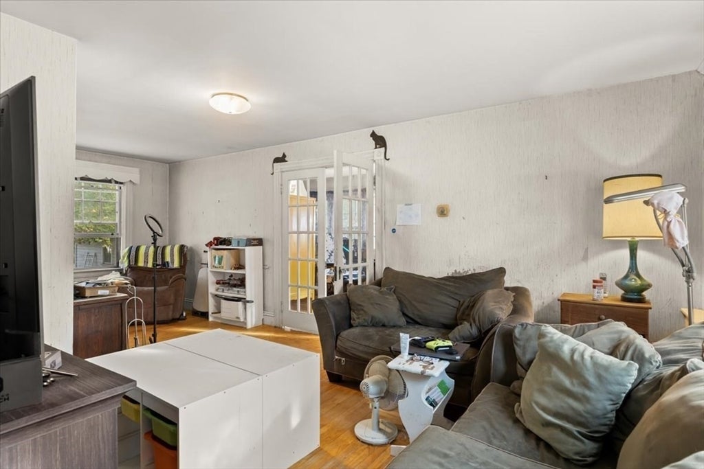 94 Stamford Ave, Providence, RI, 94 Stamford Ave, Providence, RI Photo #9