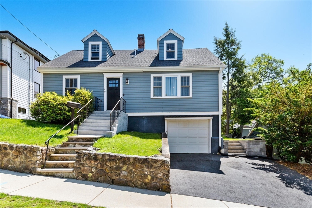 149 Robbins Rd