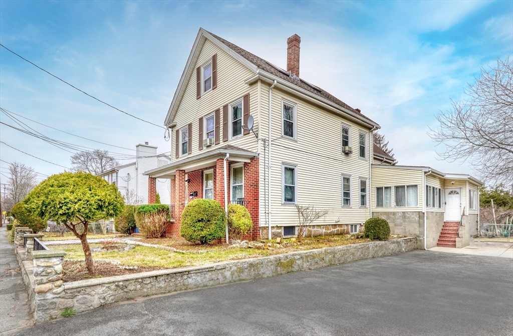 72 Rockland Street
