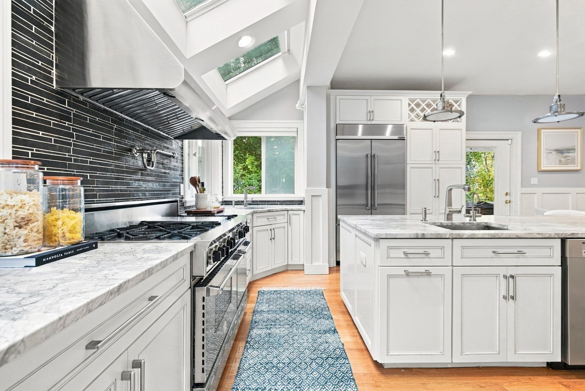 40 Shornecliffe Rd, Newton, MA Photo #11