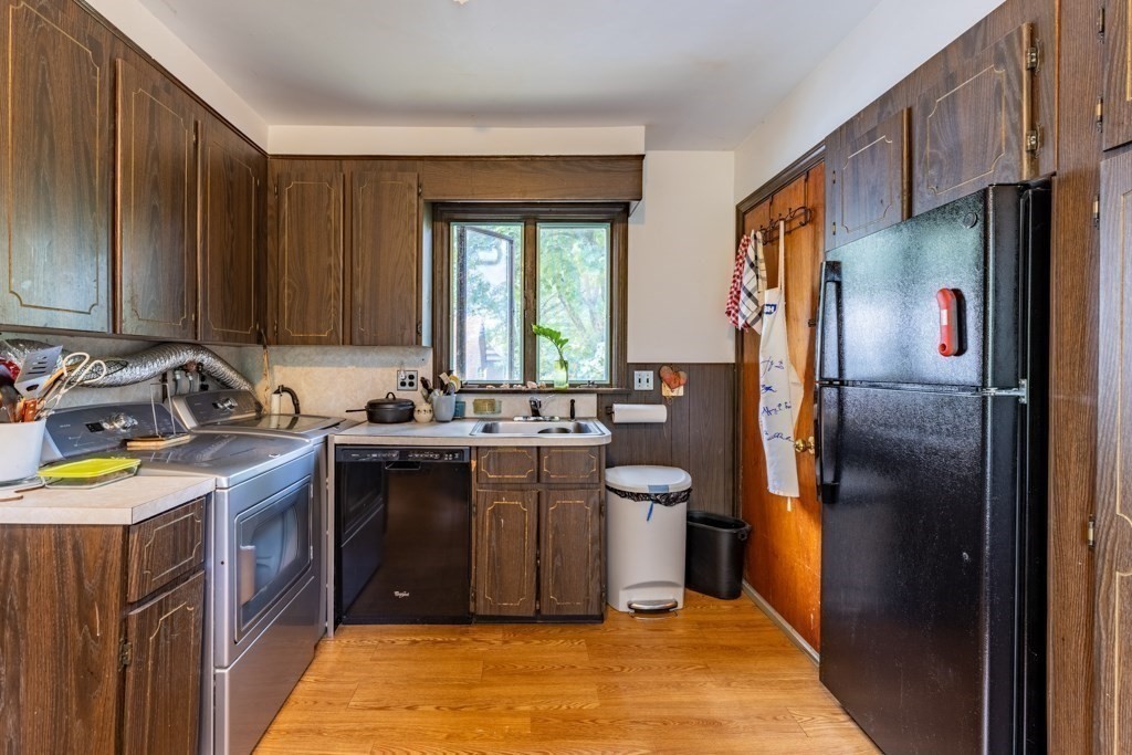 55 Maple St B