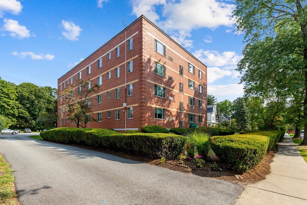 125 Pleasant St #201, Arlington, MA Photo #24