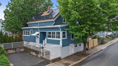 310 Lowell St Somerville MA 02145