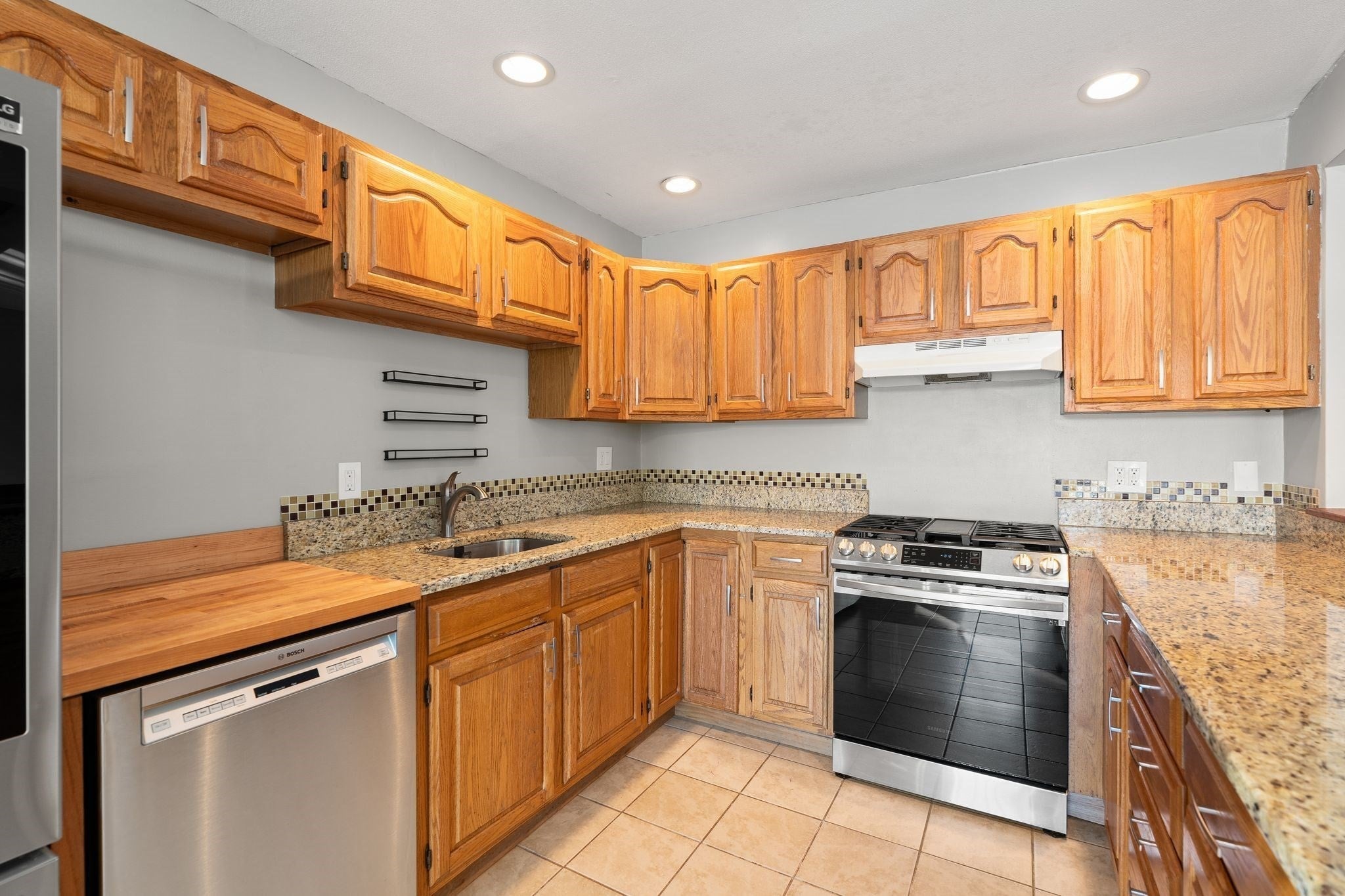 50 Alvern Rd, Pembroke, MA, 50 Alvern Rd, Pembroke, MA Photo #20