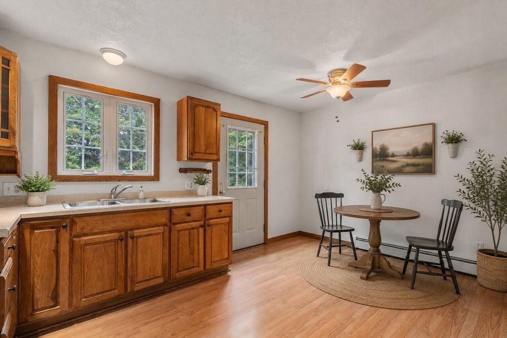 116 Kensington St, Agawam, MA Photo #15