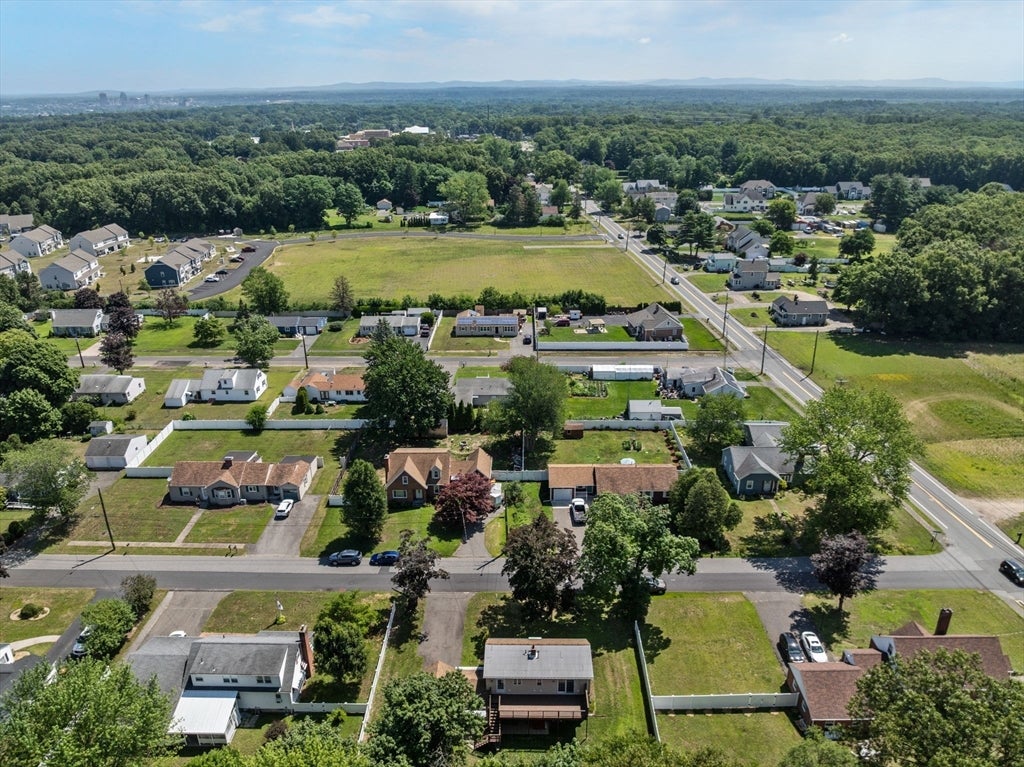 116 Kensington St, Agawam, MA Photo #30