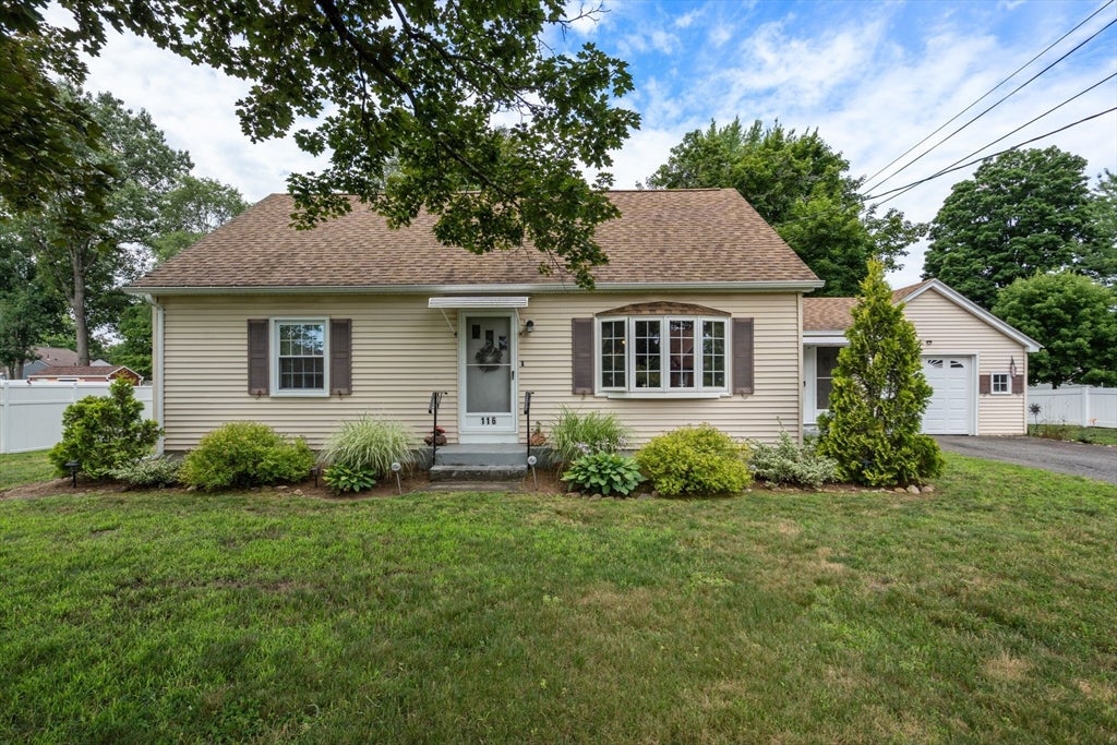 116 Kensington St, Agawam, MA Photo #29