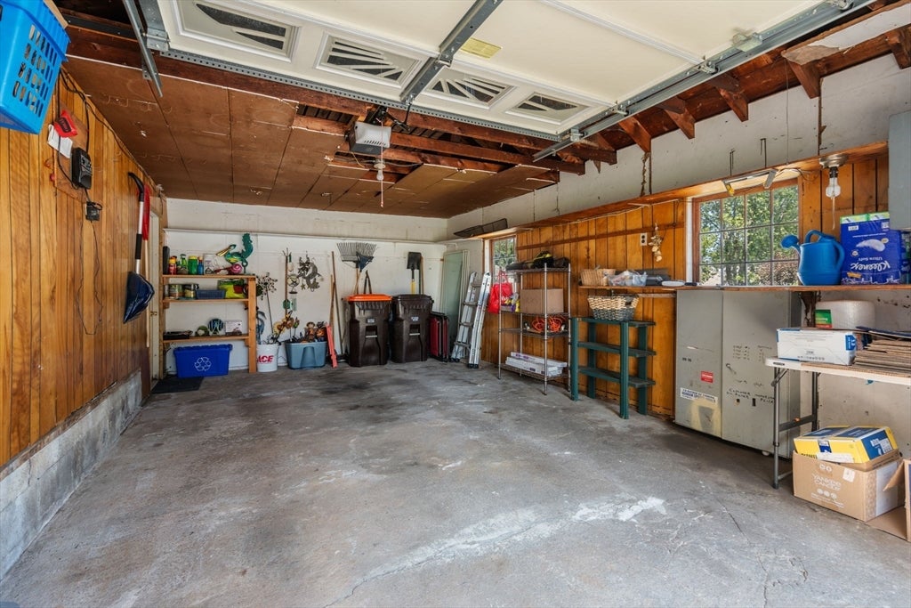 116 Kensington St, Agawam, MA Photo #27