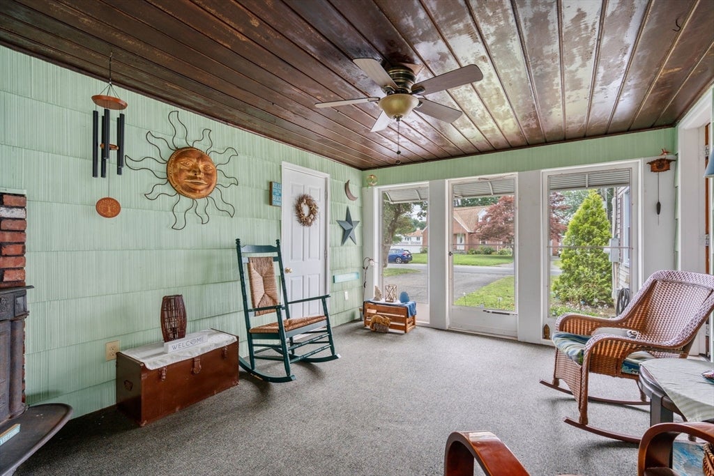 116 Kensington St, Agawam, MA Photo #3