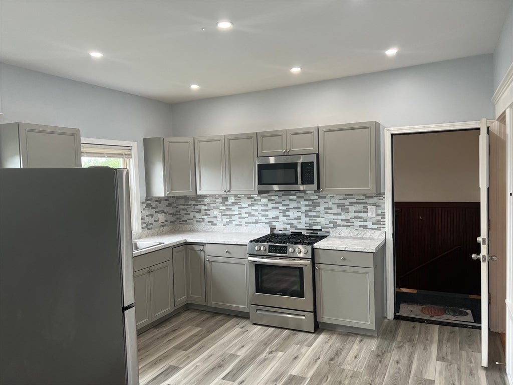 68 West Britannia St #3, Taunton, MA Photo #3