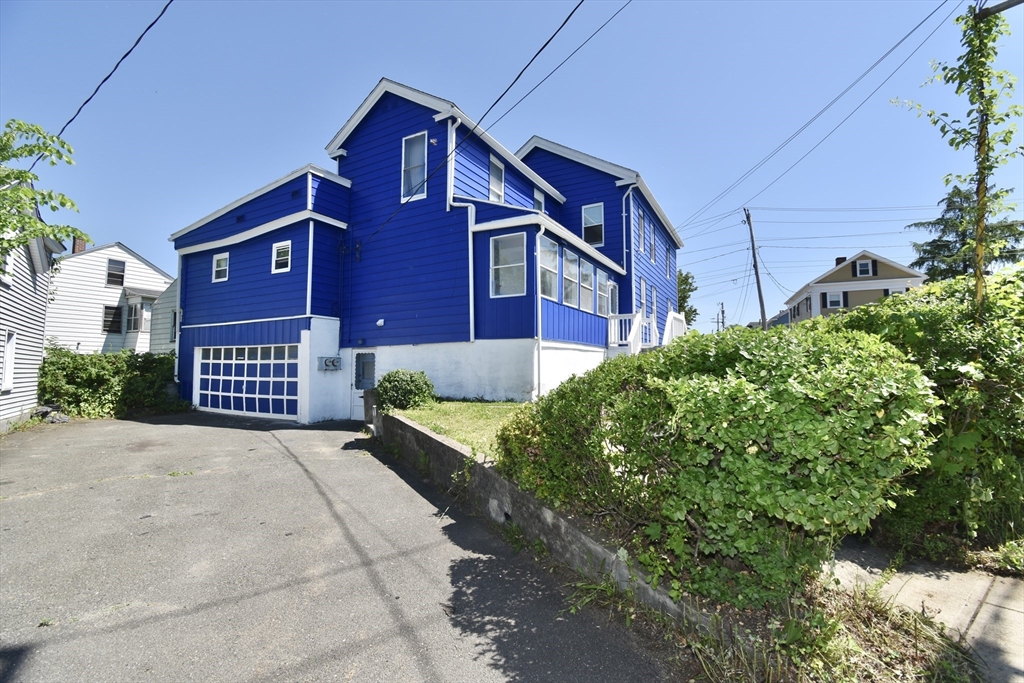 250 School St