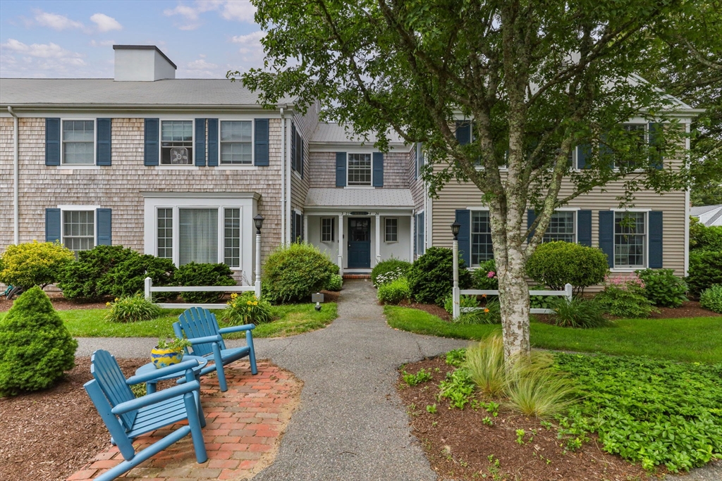 15 Pleasant Street W-24
