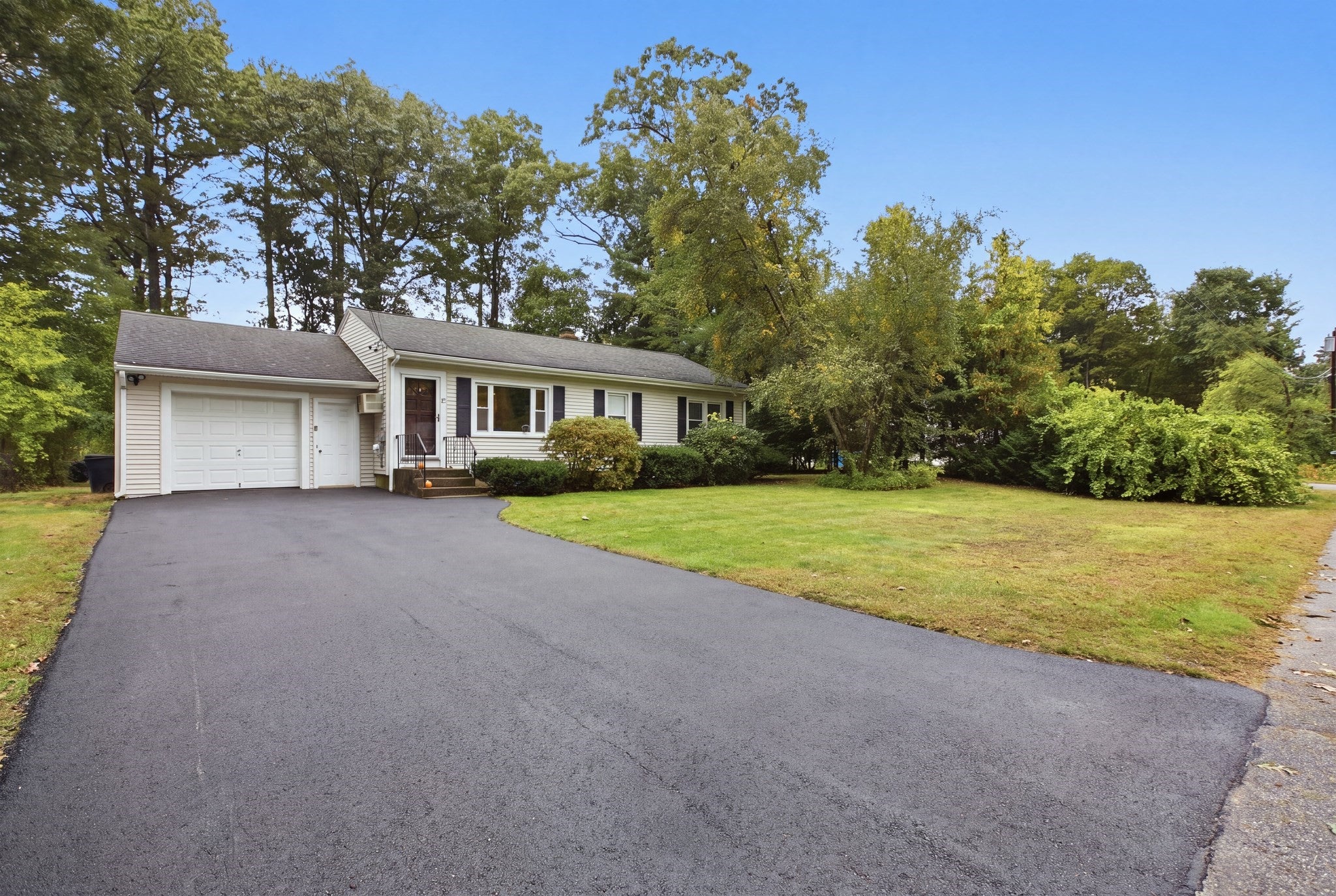 25 Howell Road