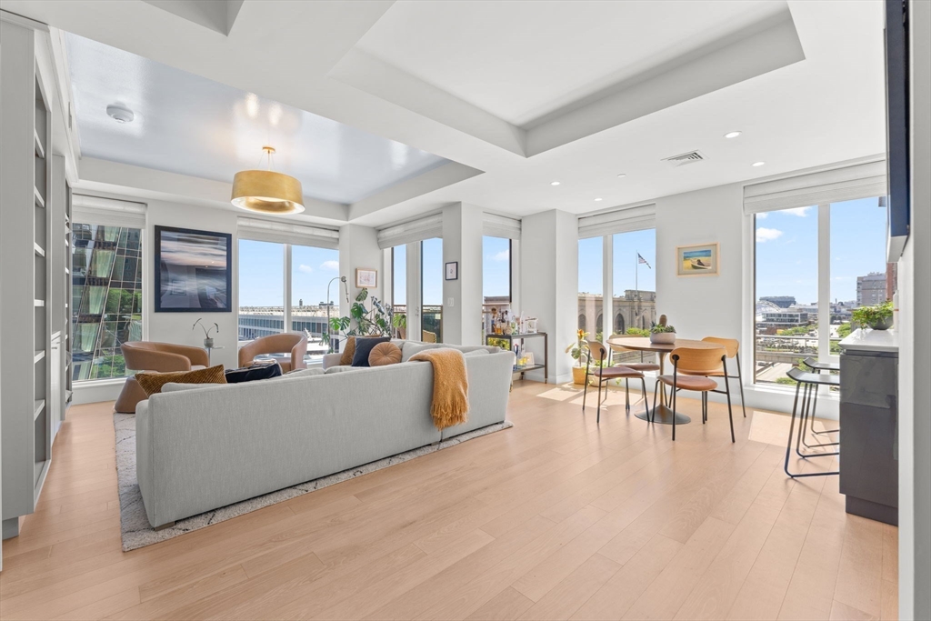 133 Seaport Blvd 722