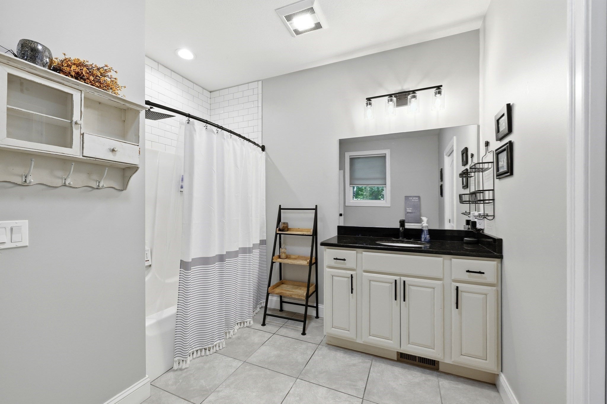 155 Parker Ln, Ludlow, MA Photo #26