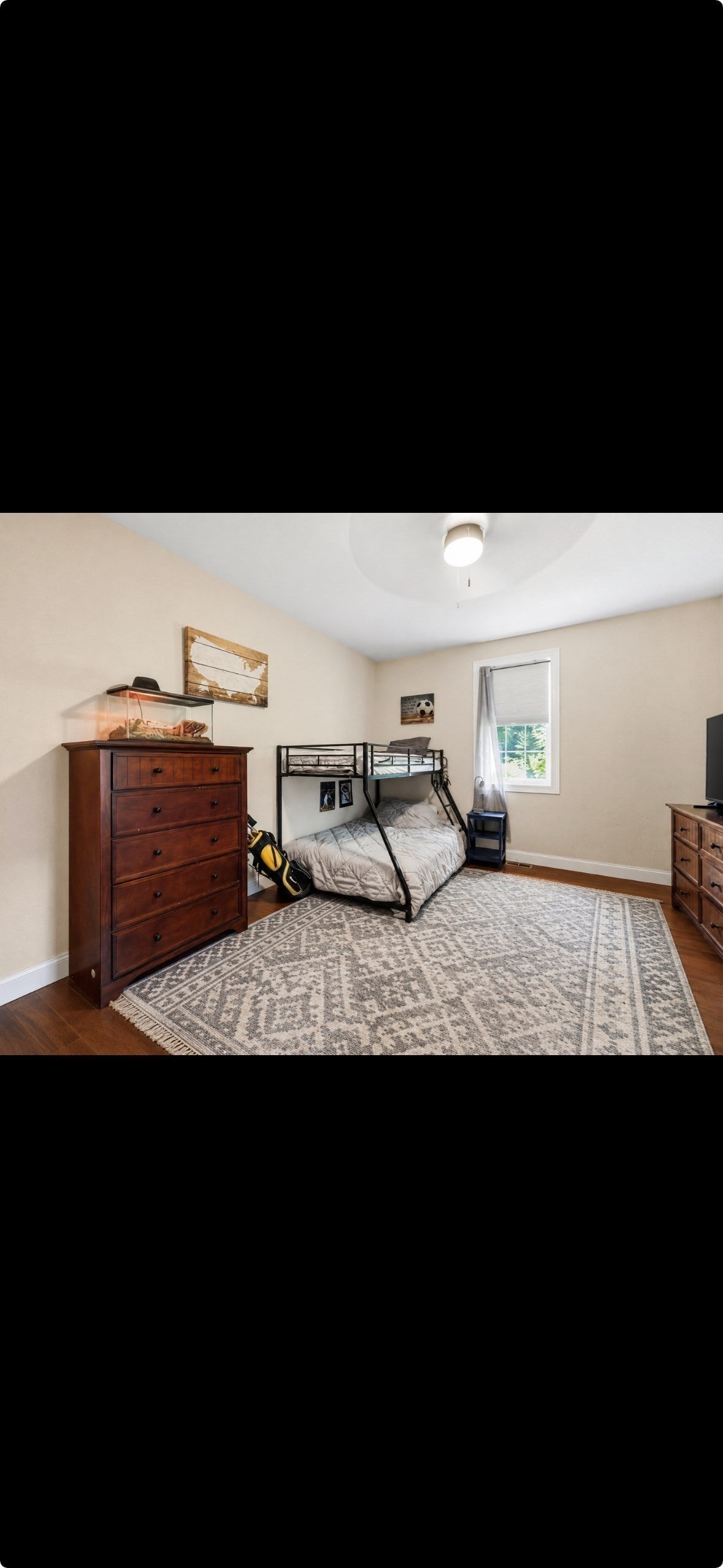 155 Parker Ln, Ludlow, MA Photo #25